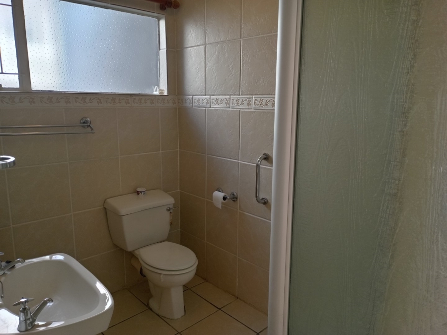 3 Bedroom Property for Sale in Langenhovenpark Free State